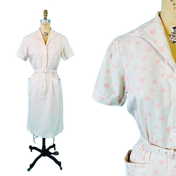 Vintage 1940s Silk Dress Champagne Pink Circle Print Shirtdress | W 25" - Picture 2 of 10